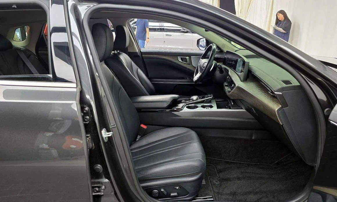 Kia K8 3.5 LPG 2WD Prestige * НАЙ-ДОБРА ЦЕНА В БЪЛГАРИЯ*  - изображение 10