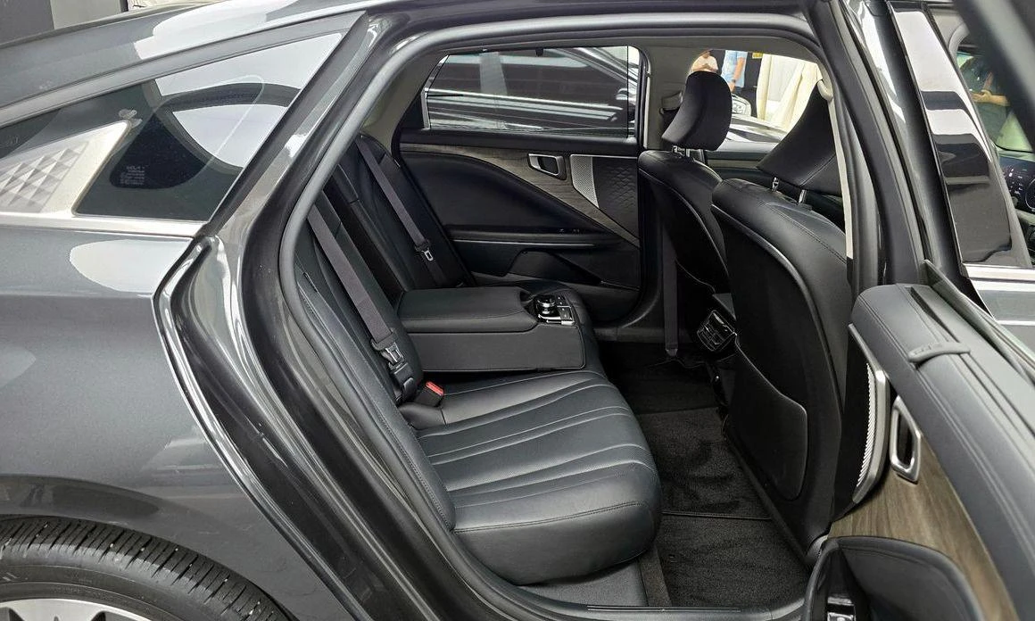 Kia K8 3.5 LPG 2WD Prestige * -   *  | Mobile.bg   11