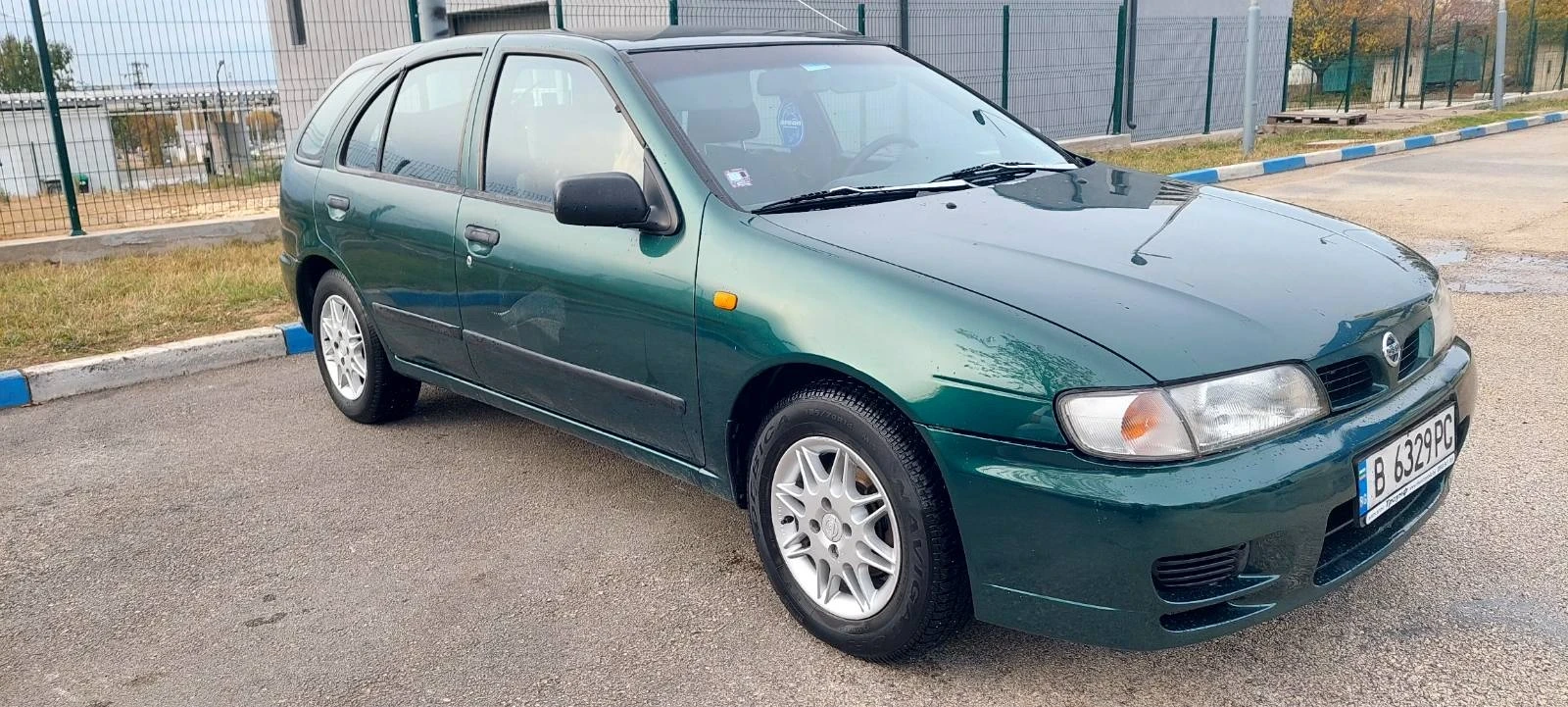 Nissan Almera 1.4 - изображение 4