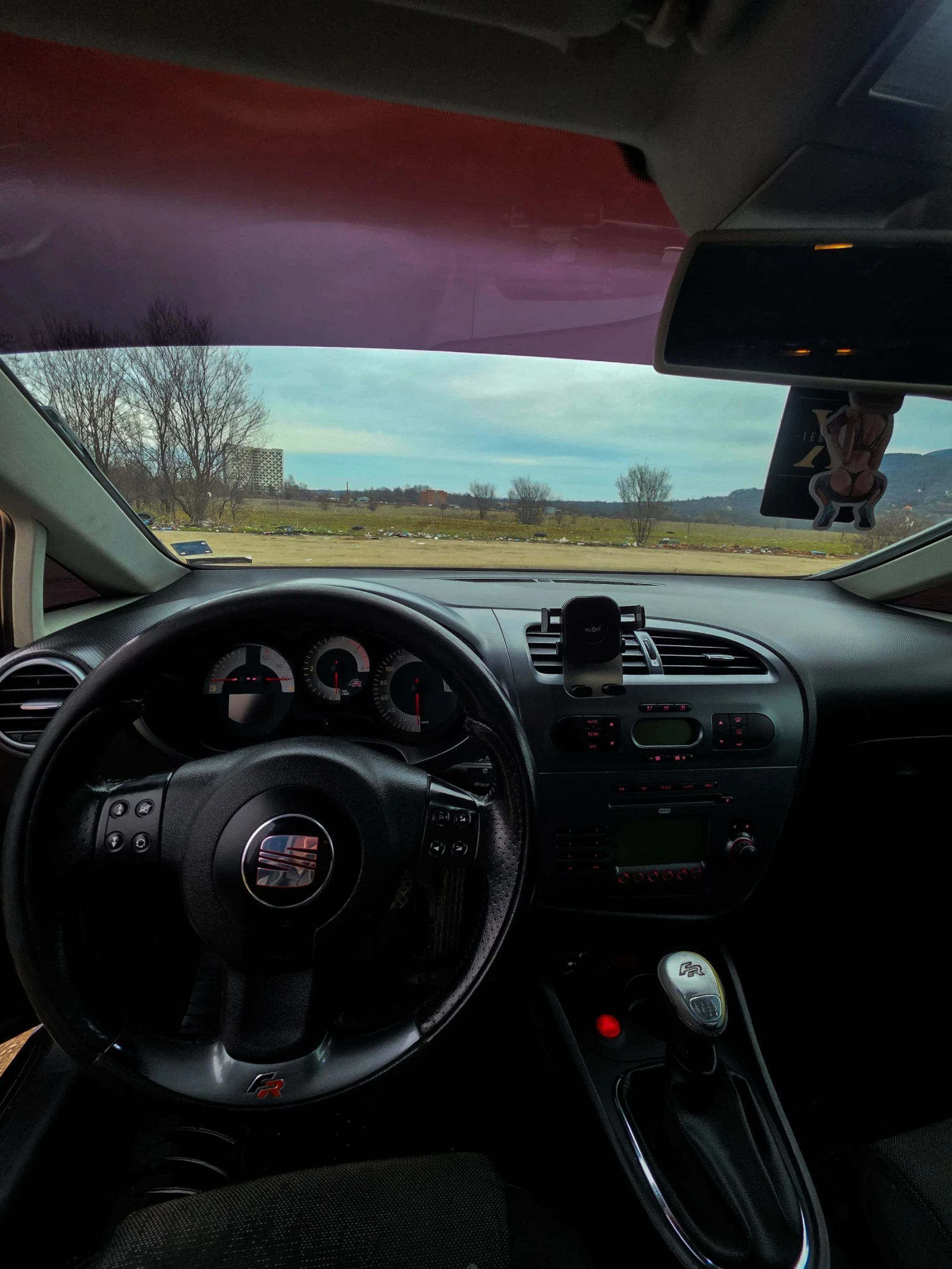 Seat Leon 2.0tdi - изображение 5