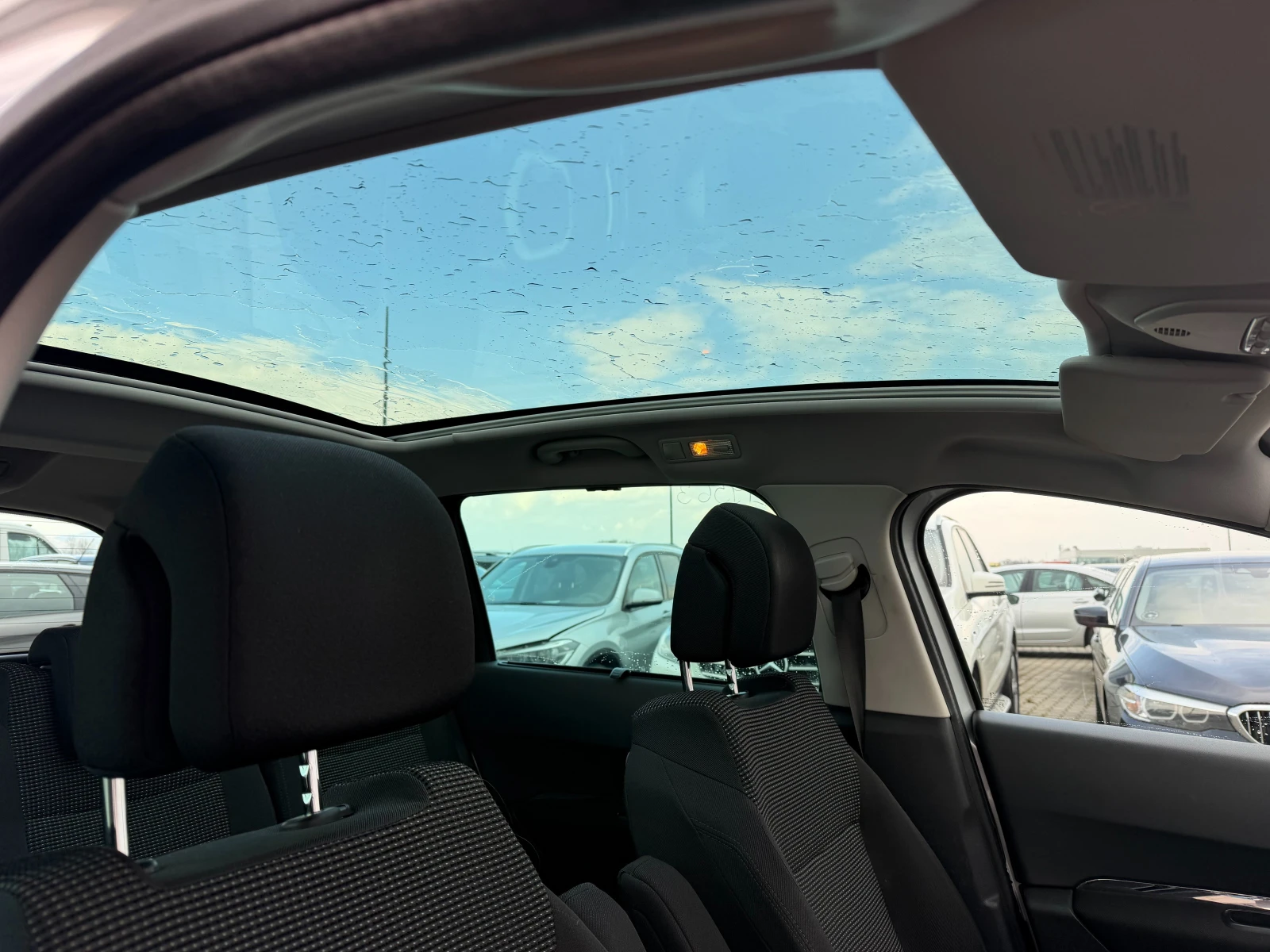 Peugeot 5008 2.0HDI 6+ 1 NAVI/PANPORAMA EURO 5, снимка 13 - Автомобили и джипове - 53726207