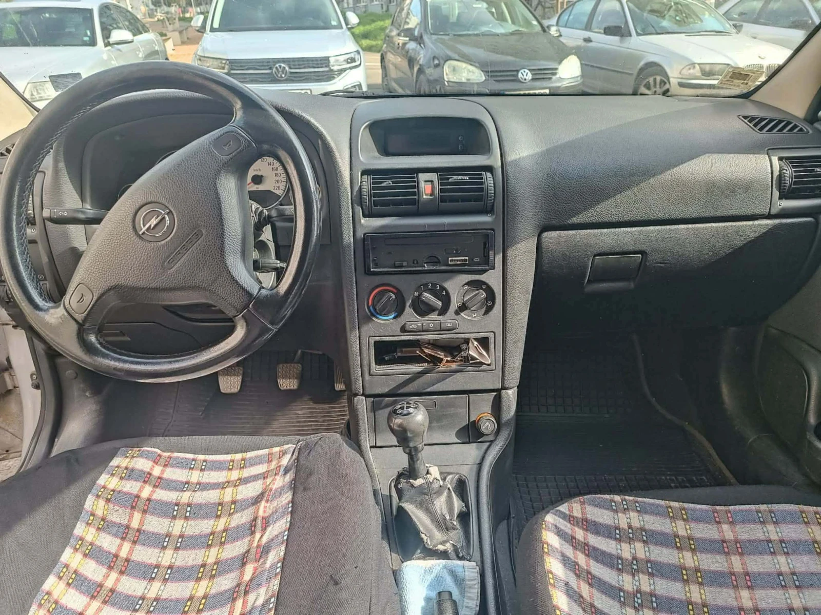Opel Astra 2000 DTI, снимка 10 - Автомобили и джипове - 54207325