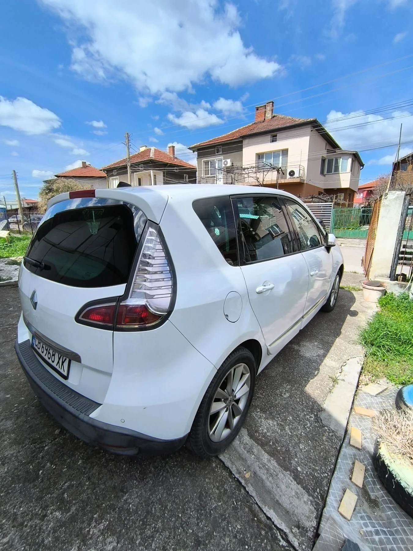 Renault Scenic, снимка 4 - Автомобили и джипове - 54309228