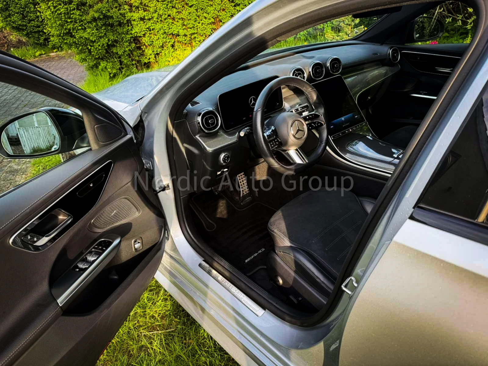 Mercedes-Benz C 220 D AMG Line Night Edition, снимка 8 - Автомобили и джипове - 54425642