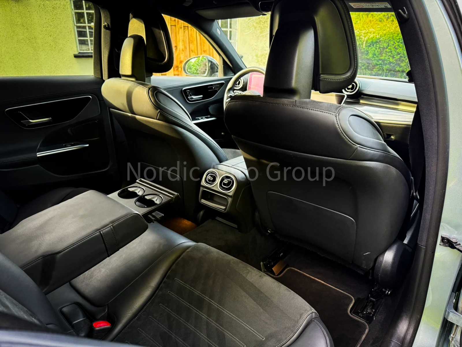 Mercedes-Benz C 220 D AMG Line Night Edition, снимка 11 - Автомобили и джипове - 54425642