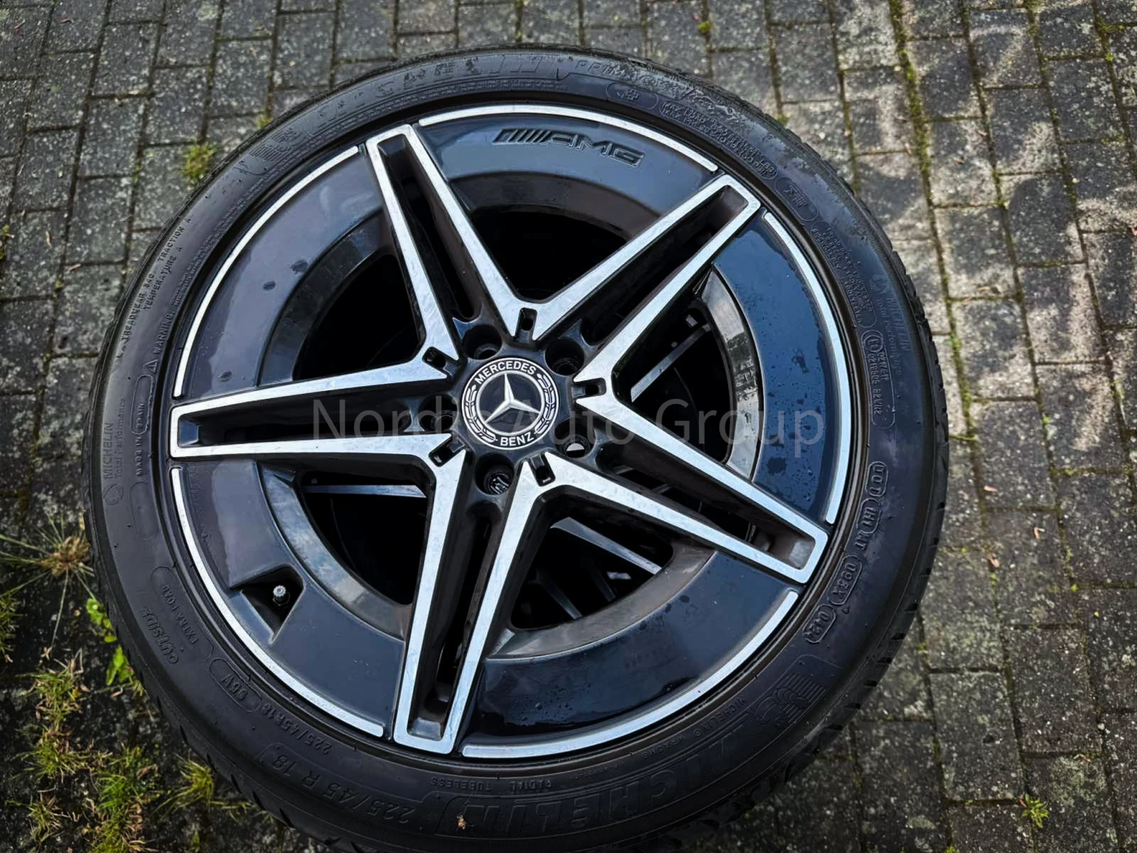 Mercedes-Benz C 220 D AMG Line Night Edition, снимка 9 - Автомобили и джипове - 54425642