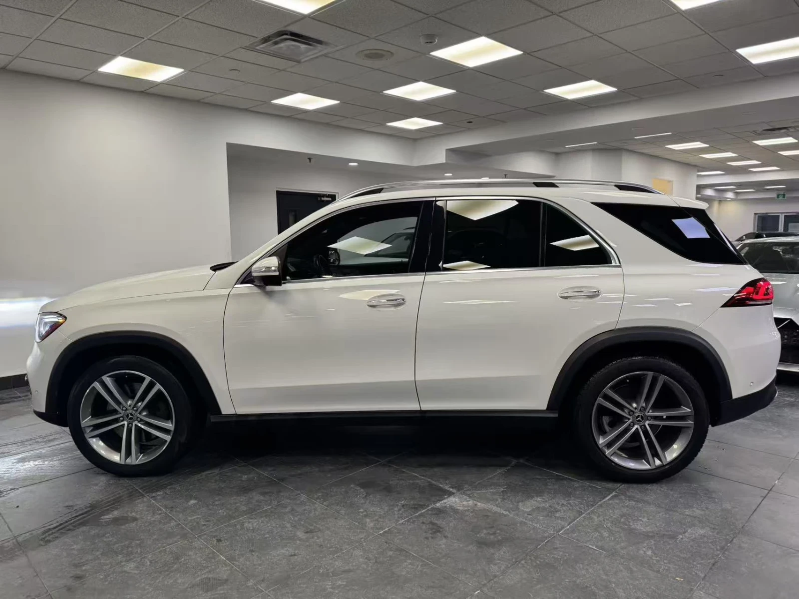 Mercedes-Benz GLE 450 ��������� * �������� * ��������� * CARFAX | Mobile.bg � ����������� 2