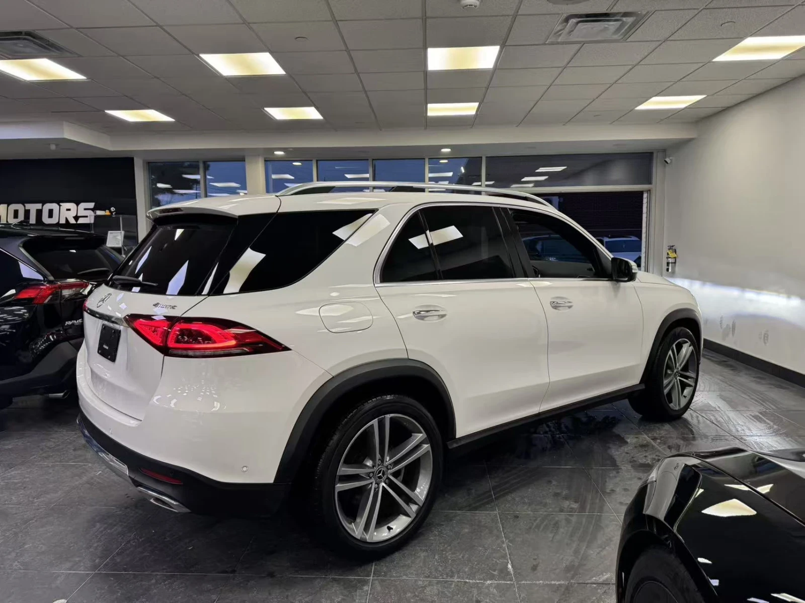 Mercedes-Benz GLE 450 ��������� * �������� * ��������� * CARFAX | Mobile.bg � ����������� 3