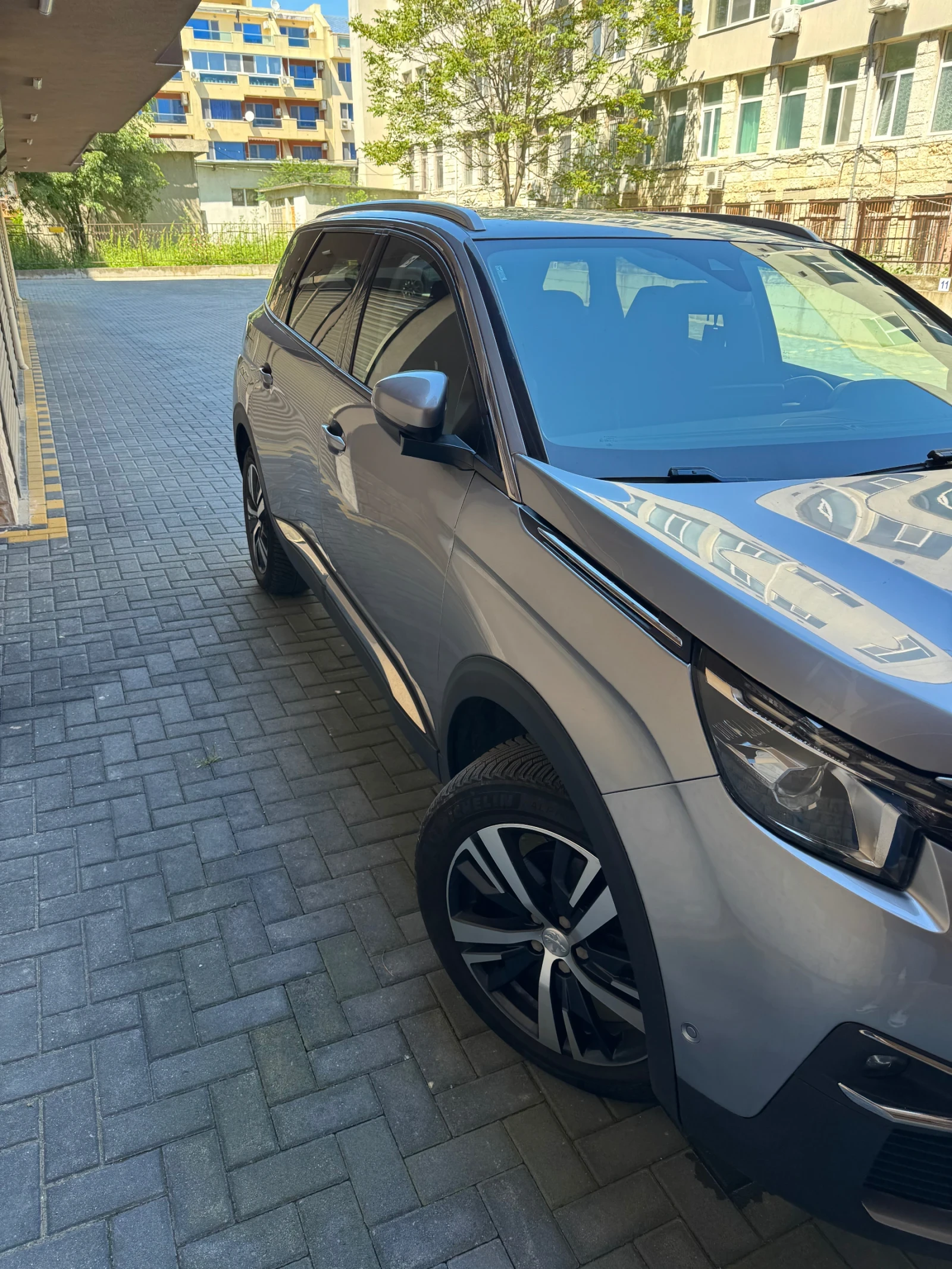 Peugeot 5008, снимка 17 - Автомобили и джипове - 54716159