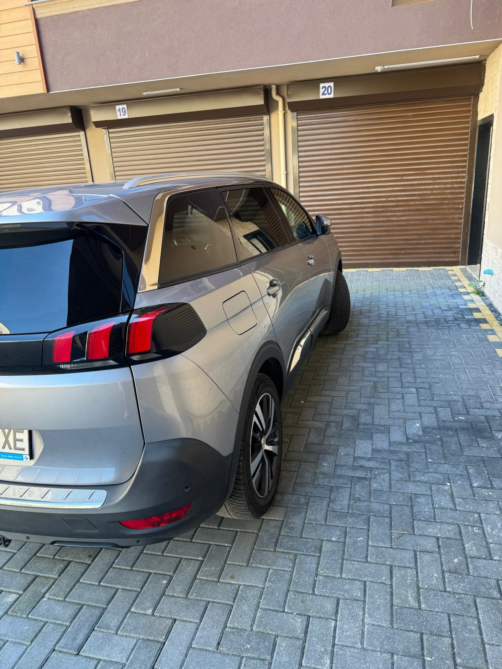 Peugeot 5008, снимка 2 - Автомобили и джипове - 54716159
