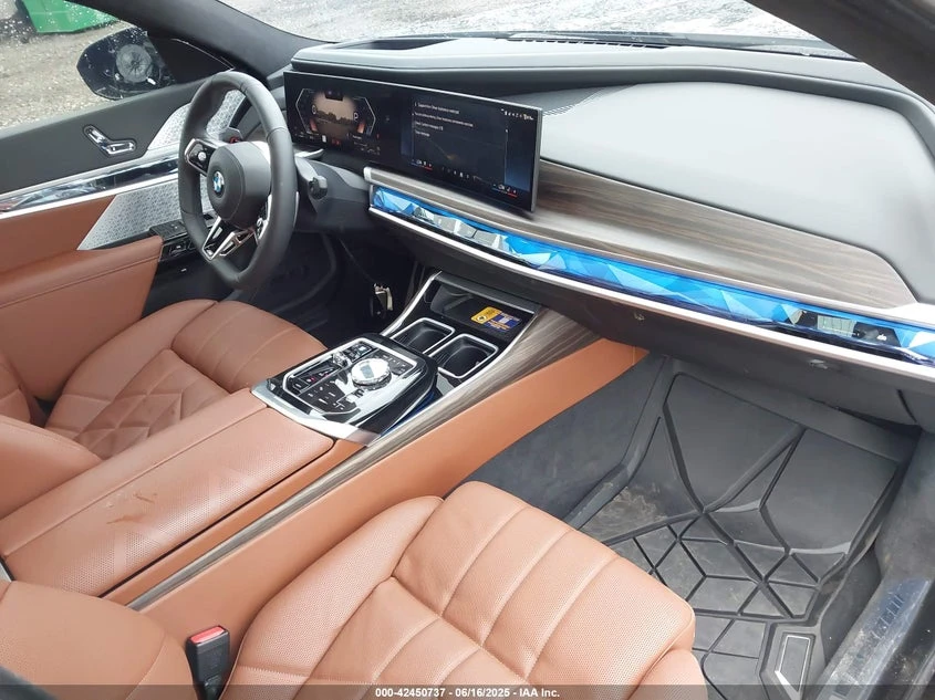 BMW 760 4.4l I xDrive, снимка 5 - Автомобили и джипове - 54756198