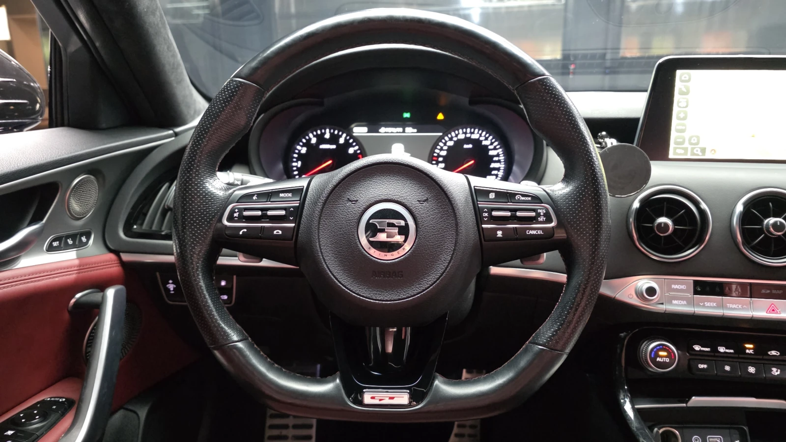 Kia Stinger 3.3T AWD GT autogeorge.com, снимка 12 - Автомобили и джипове - 55132968