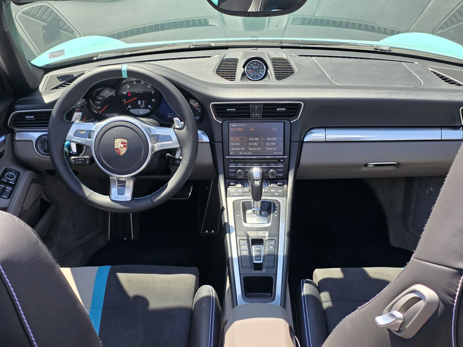 Porsche Carrera 911 CABRIOLET, снимка 13 - Автомобили и джипове - 55241579