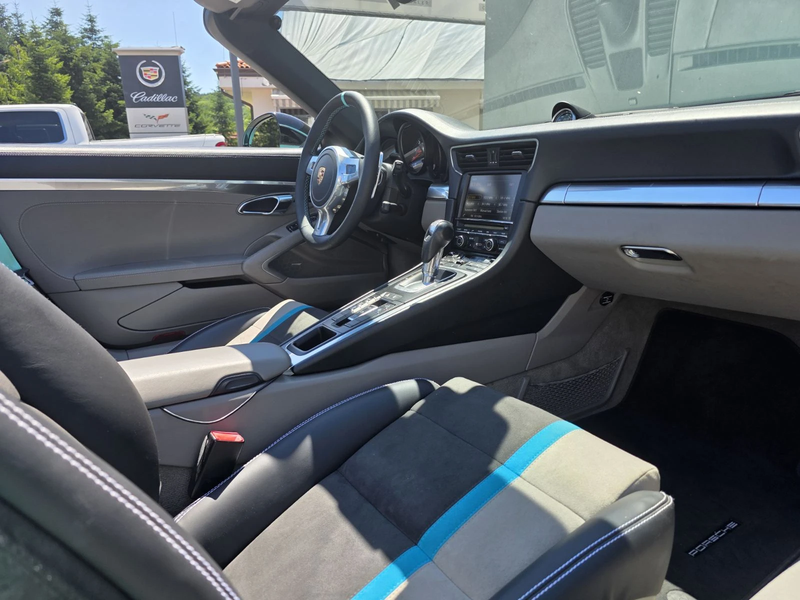 Porsche Carrera 911 CABRIOLET, снимка 11 - Автомобили и джипове - 55241579