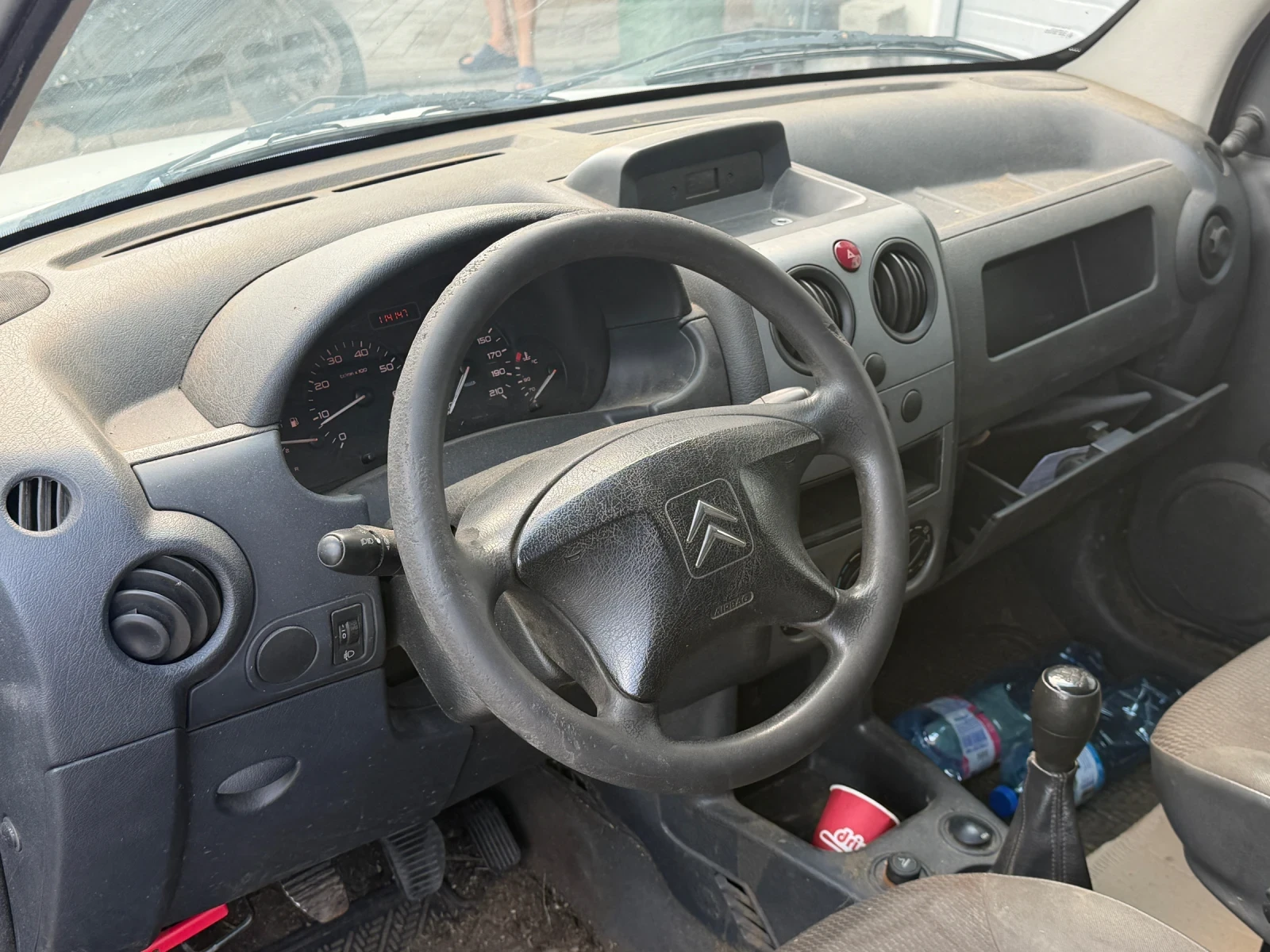 Citroen Berlingo 1.6HDI, снимка 5 - Автомобили и джипове - 55400891