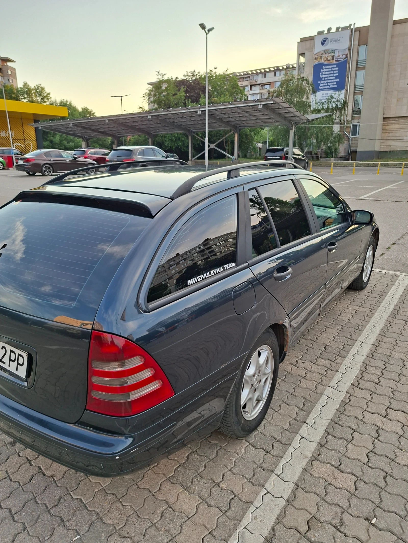Mercedes-Benz C 200, снимка 5 - Автомобили и джипове - 55426248