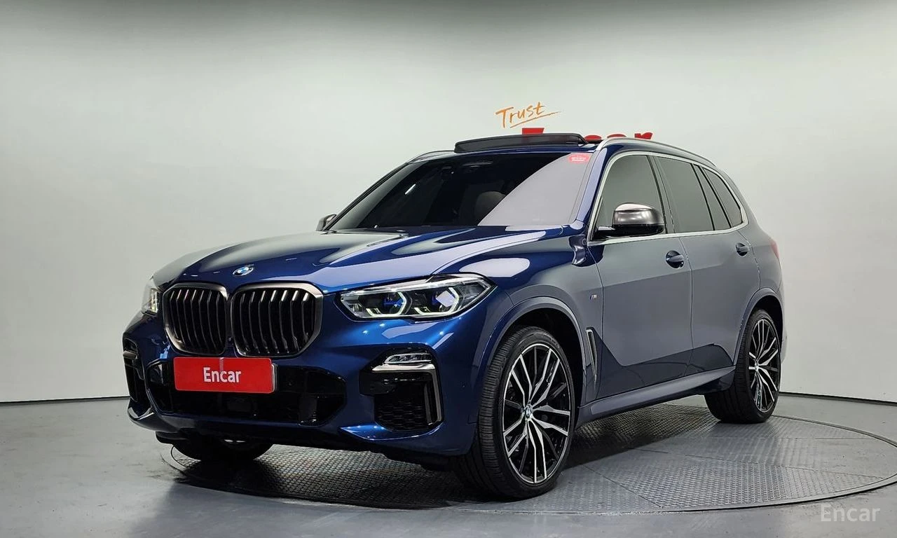 BMW X5M ОБДУХВАНЕ * ДИСТРОНИК * HEAD-UP * ЛАЗЕРИ, снимка 2 - Автомобили и джипове - 55452378