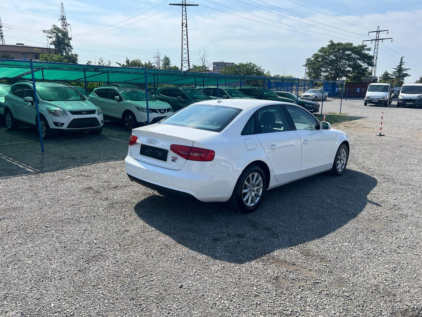 Audi A4 2, 0TDi 177к.с. АВТОМАТ НАВИ КСЕНОН, снимка 5 - Автомобили и джипове - 55471305