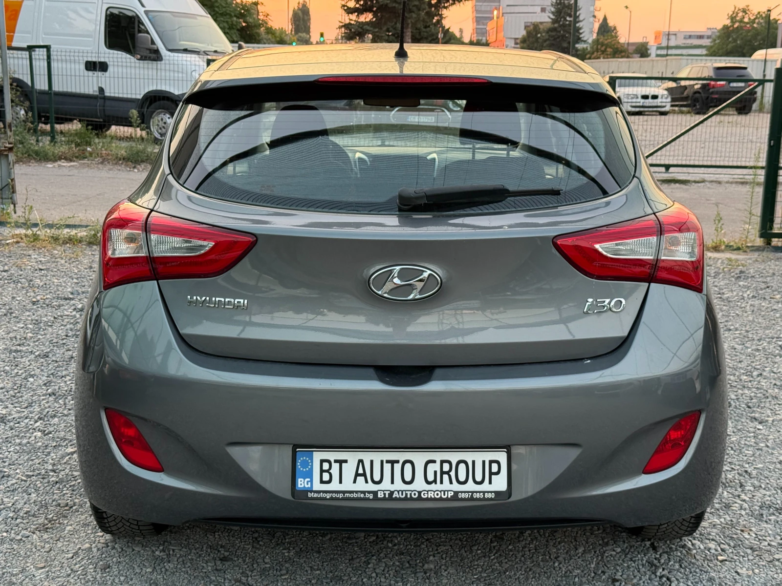 Hyundai I30 1.4i 99HP * * СЕРВИЗНА ИСТОРИЯ* * , снимка 5 - Автомобили и джипове - 55578995