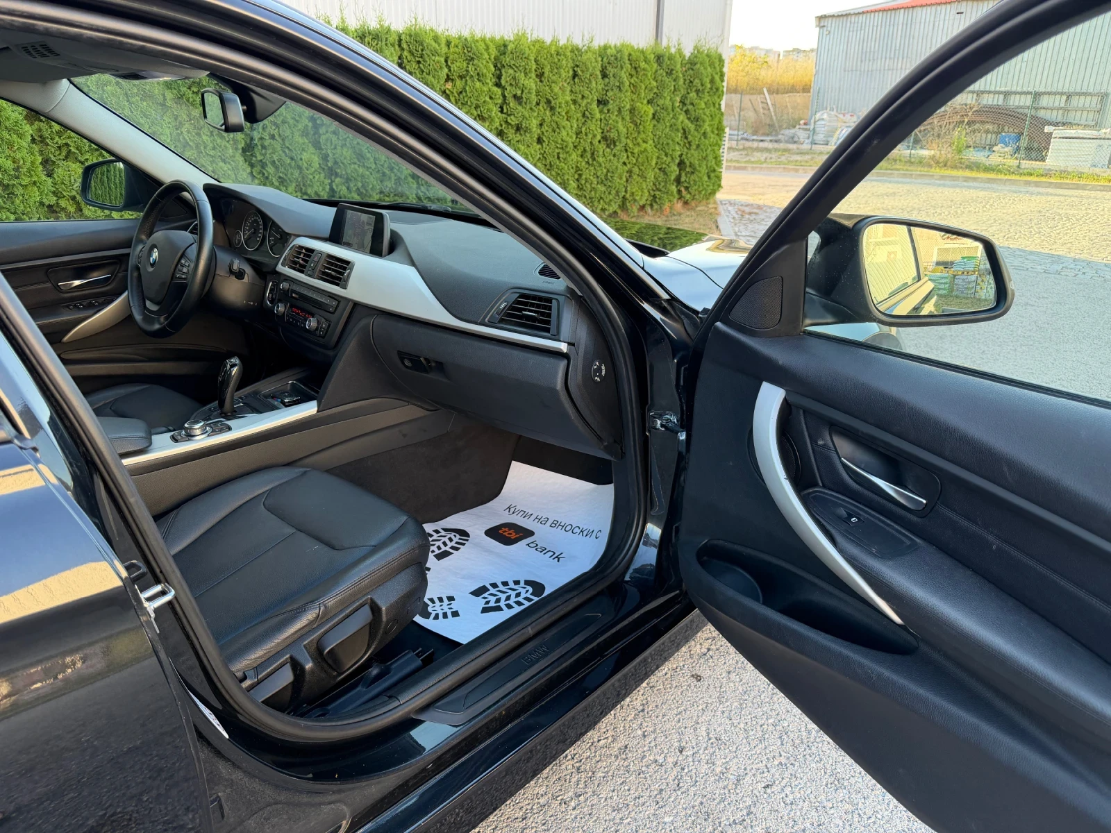 BMW 320 d 184k.c* Mpacket* Led* Кожа* Sport&Packet* , снимка 14 - Автомобили и джипове - 55699625