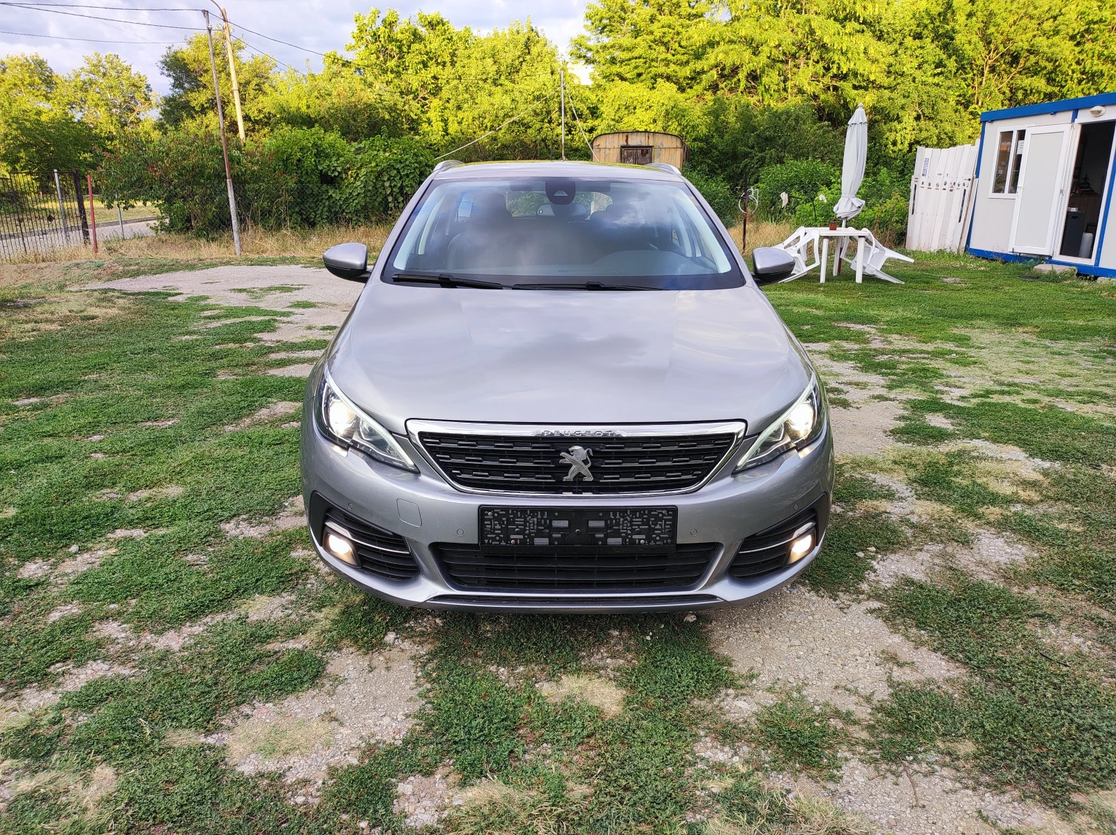 Peugeot 308 Facelift 1.6HDi 99к.с. евро6 184000км, снимка 16 - Автомобили и джипове - 55951449