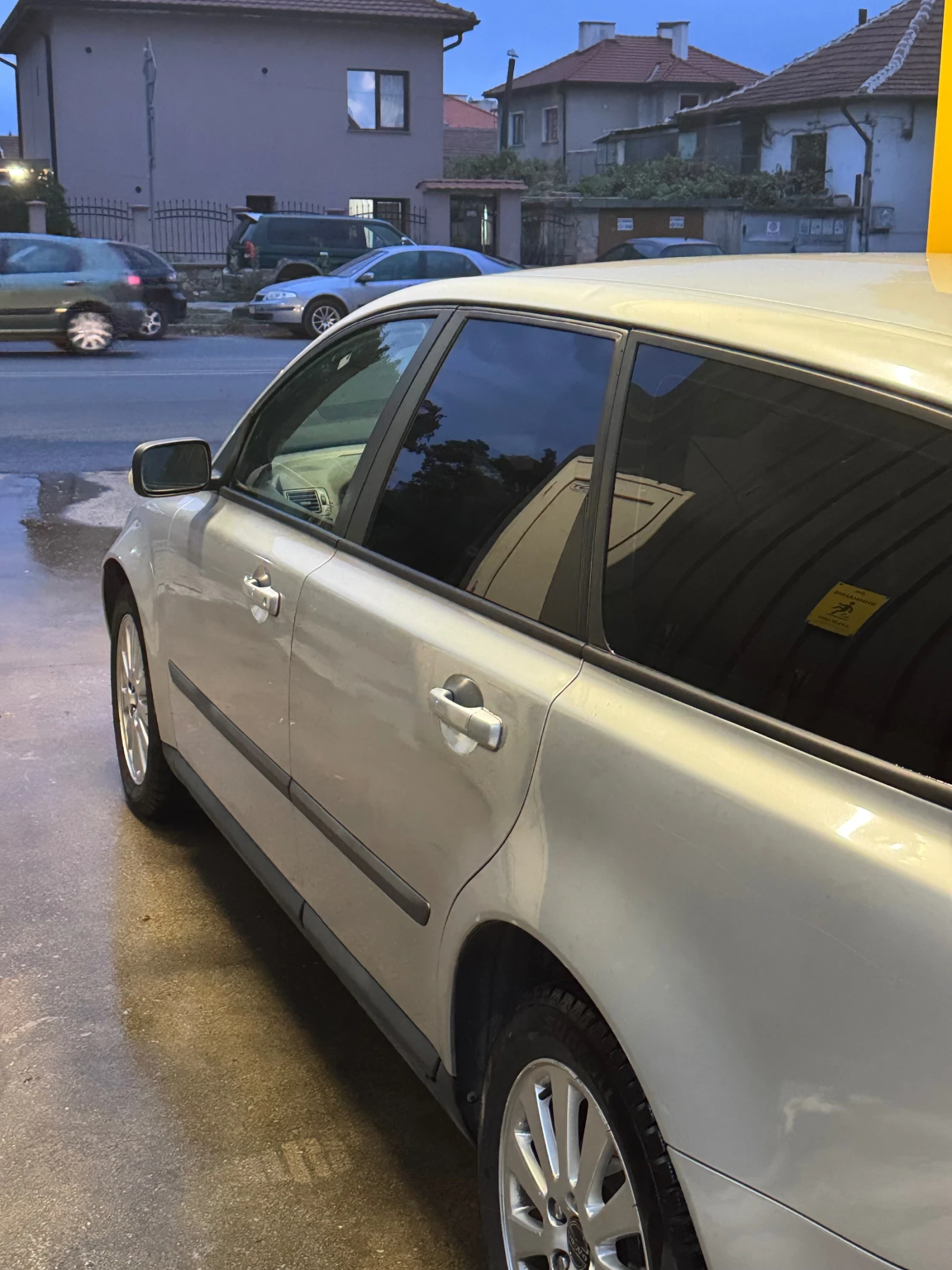 Volvo V50, снимка 13 - Автомобили и джипове - 56184359