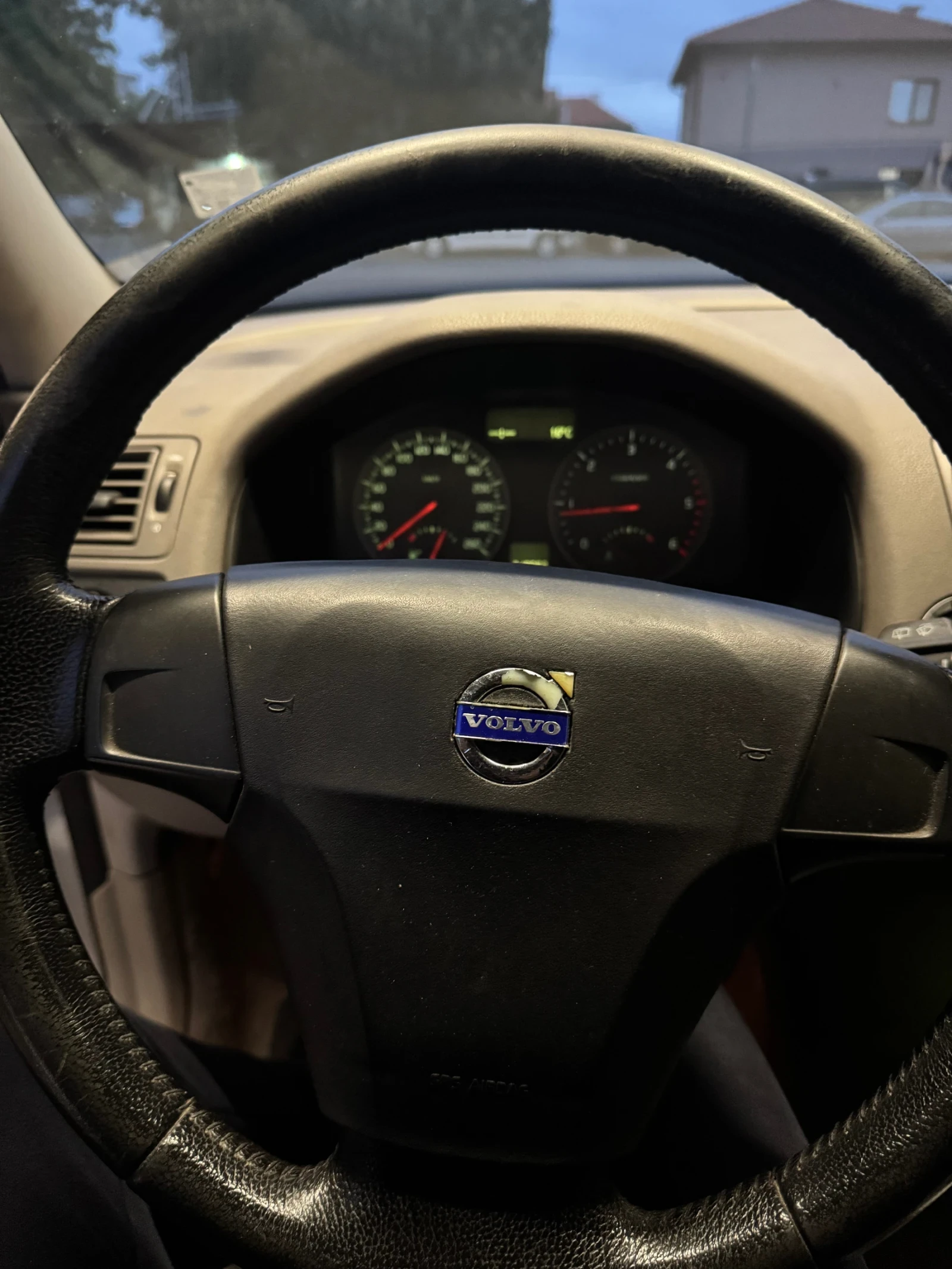 Volvo V50, снимка 4 - Автомобили и джипове - 56184359