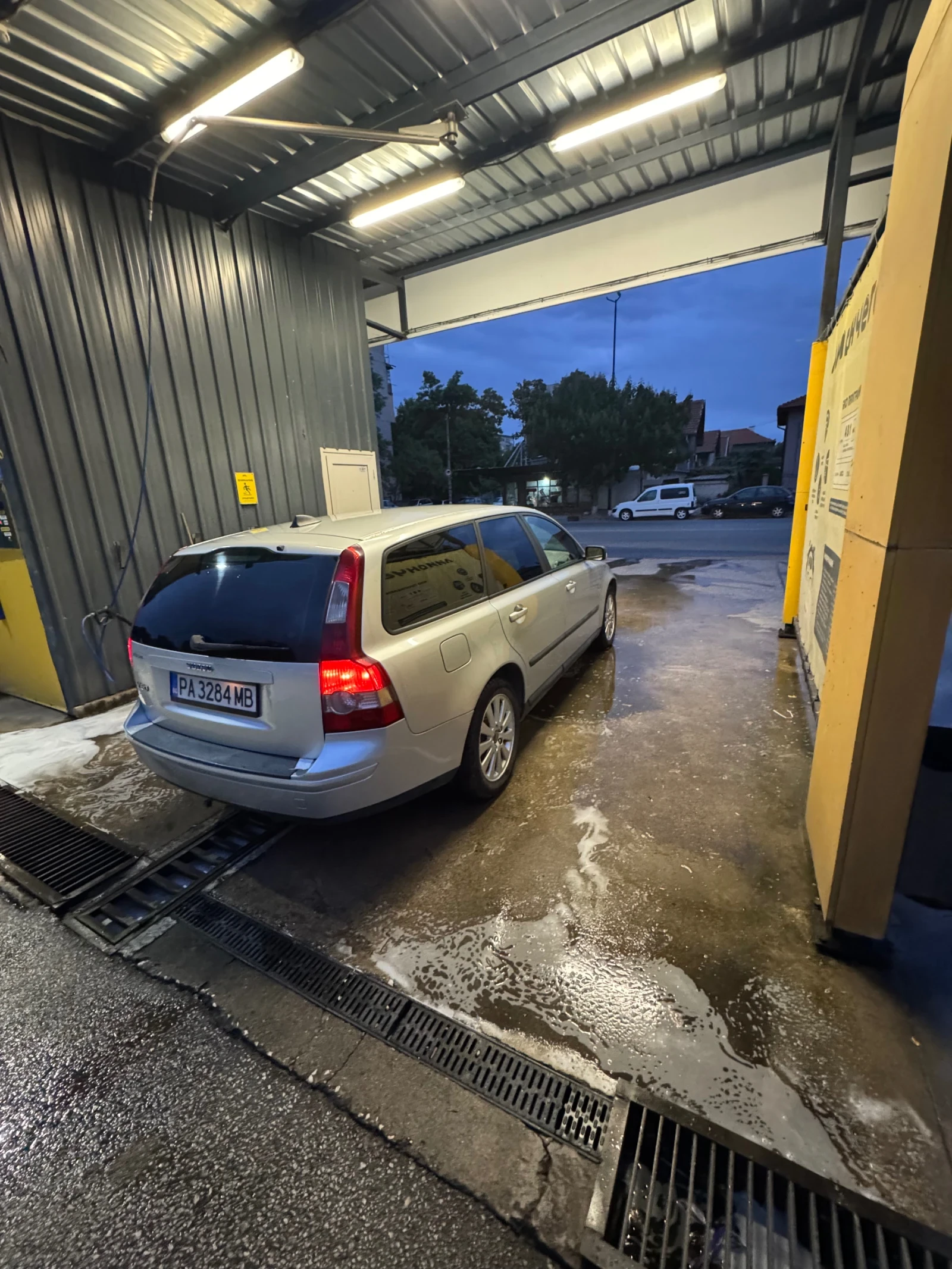 Volvo V50, снимка 12 - Автомобили и джипове - 56184359