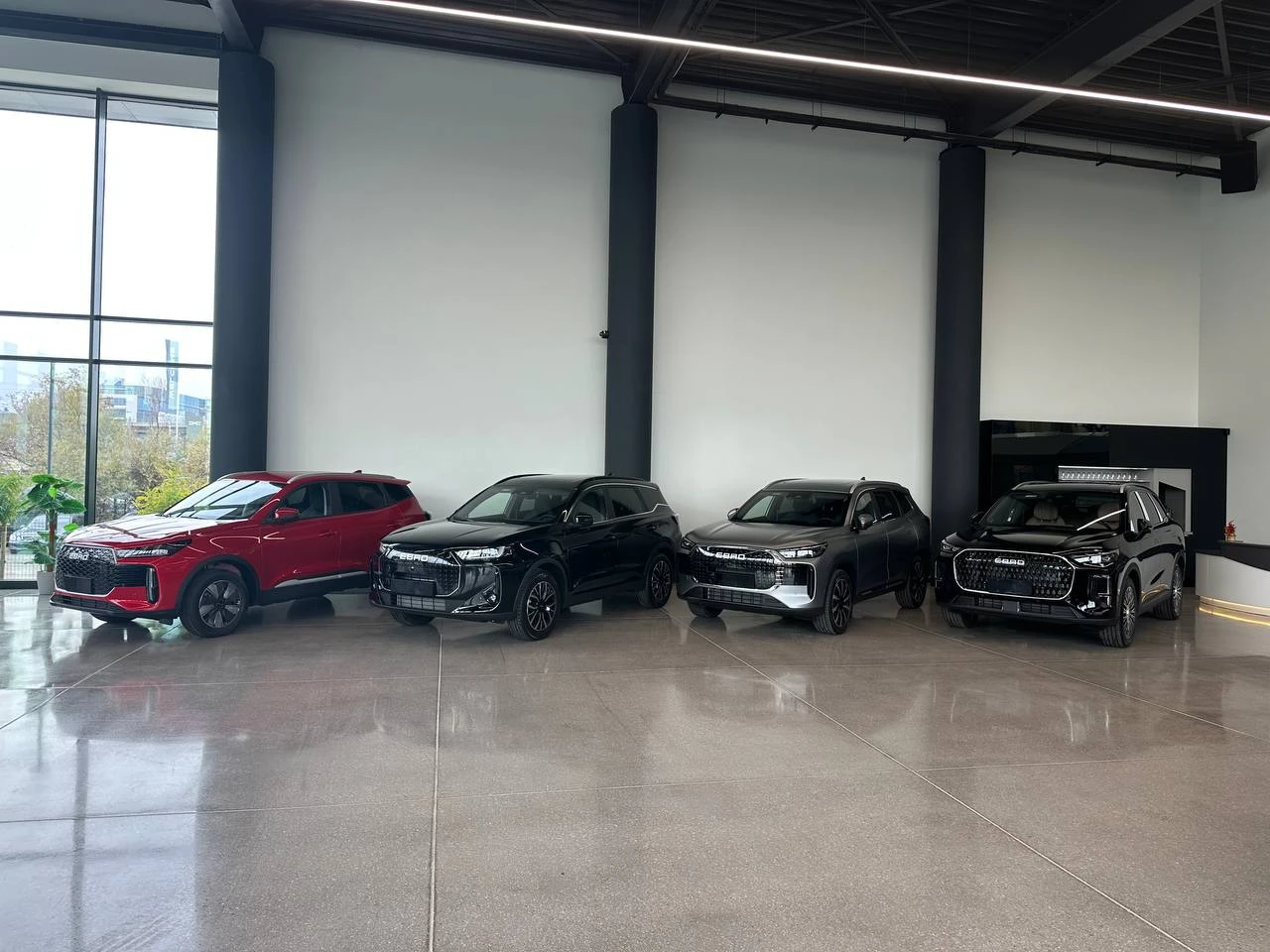 EBRO s700 = Luxury = 1.5TGDI PHEV ������ 540 ������� HD ��� | Mobile.bg � ����������� 17