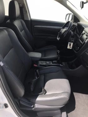 Mitsubishi Outlander 2.2 DID, снимка 11