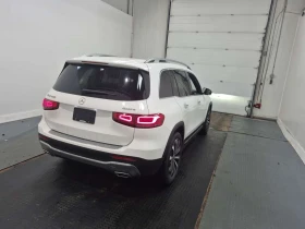 Mercedes-Benz GLB * 250 * CARFAX * BLIND SPOT * DRIVER ASSIST PKG * , снимка 4