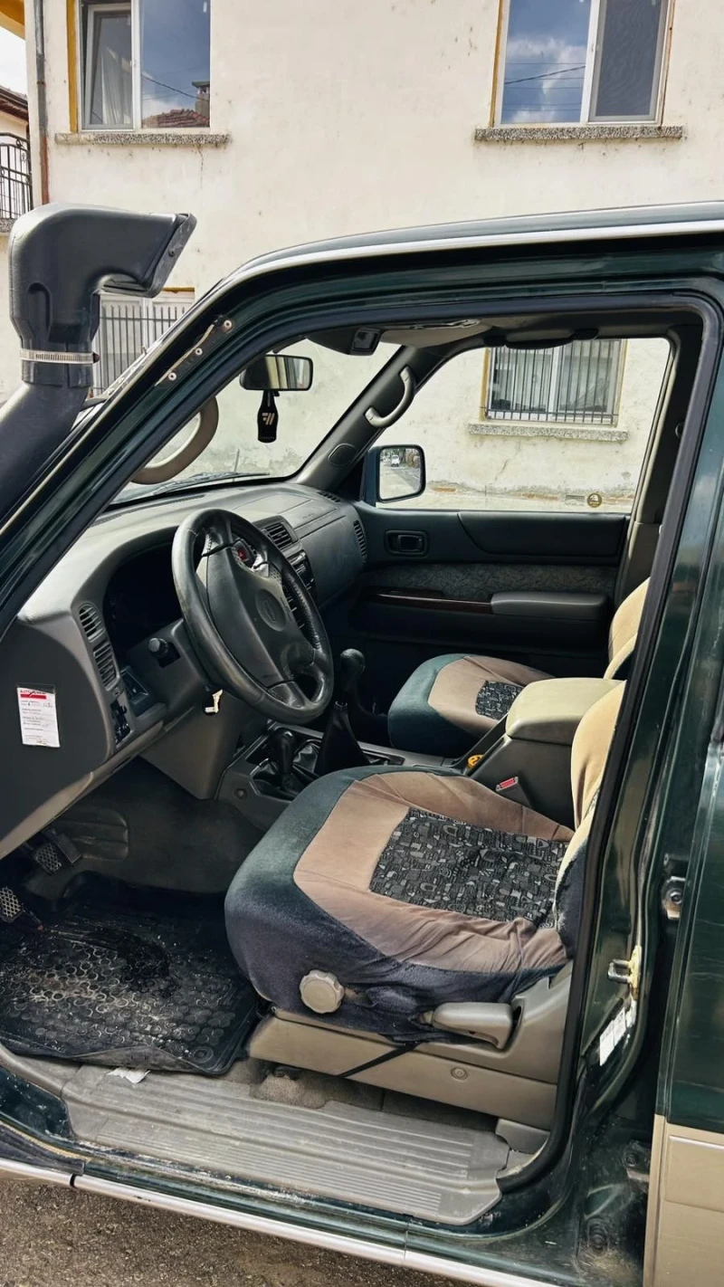 Nissan Patrol, снимка 7 - Автомобили и джипове - 52277615