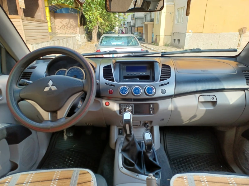 Mitsubishi L200 4х4, снимка 5 - Автомобили и джипове - 52323588