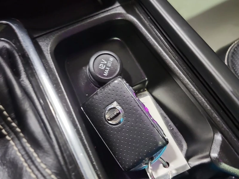 Volvo Xc90 * R DESIGN * CARFAX * ЦЕНА ДО БГ, снимка 8 - Автомобили и джипове - 53174905