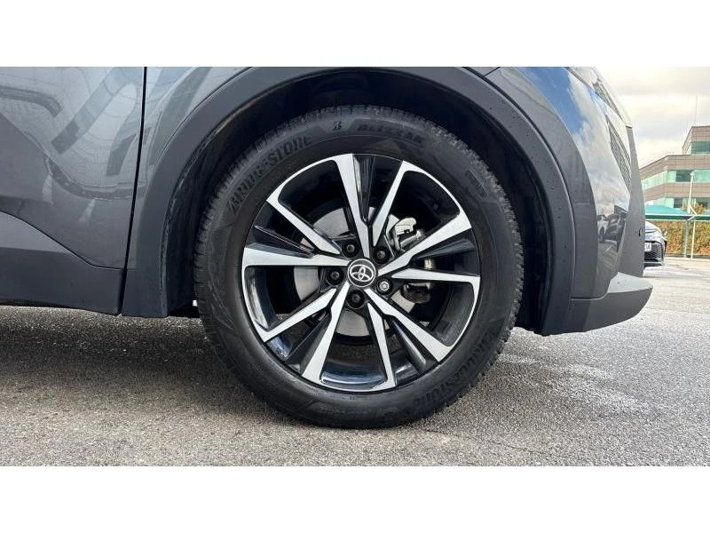 Toyota C-HR 1.8 HEV E-CVT CLUB FWD, снимка 16 - Автомобили и джипове - 53209847