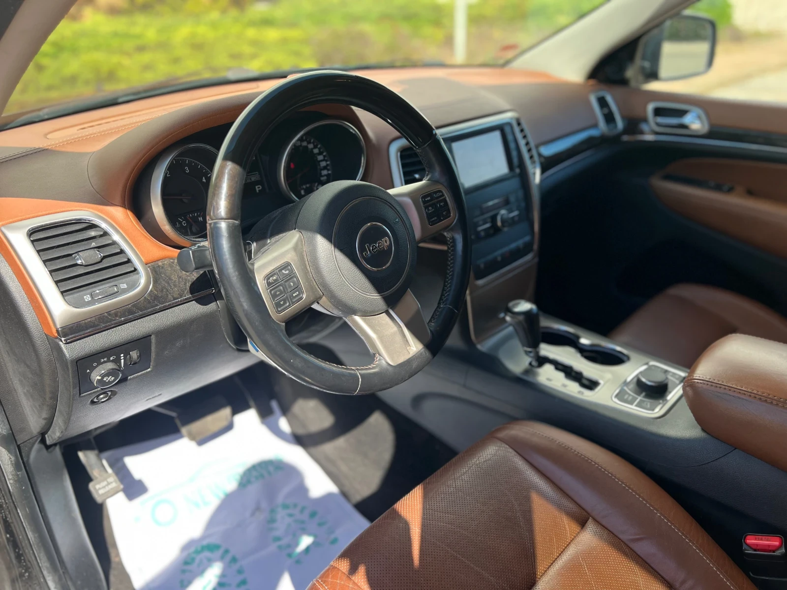 Jeep Grand cherokee 3.0CRD-overland Лизинг през Уникредит по 365 лв   - изображение 10