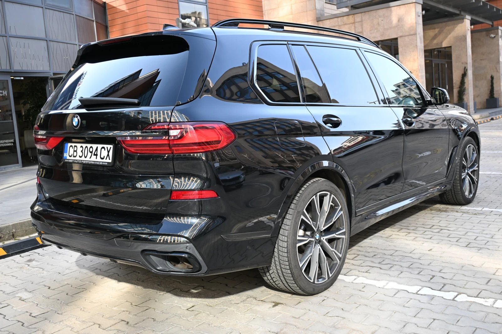 BMW X7 M50i//Headap//Tv//pano//softclose //full, снимка 5 - Автомобили и джипове - 52546504