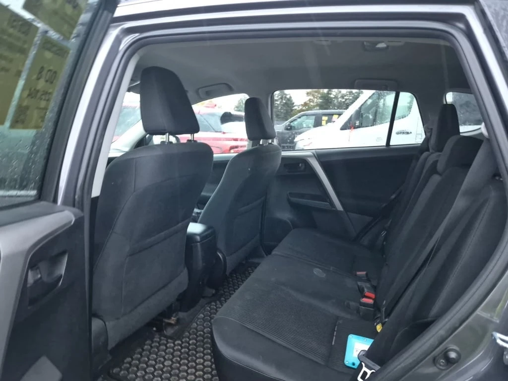 Toyota Rav4 * LE * CARFAX * БЕЗ ПЪРВОНАЧАЛНА ВНОСКА - изображение 9