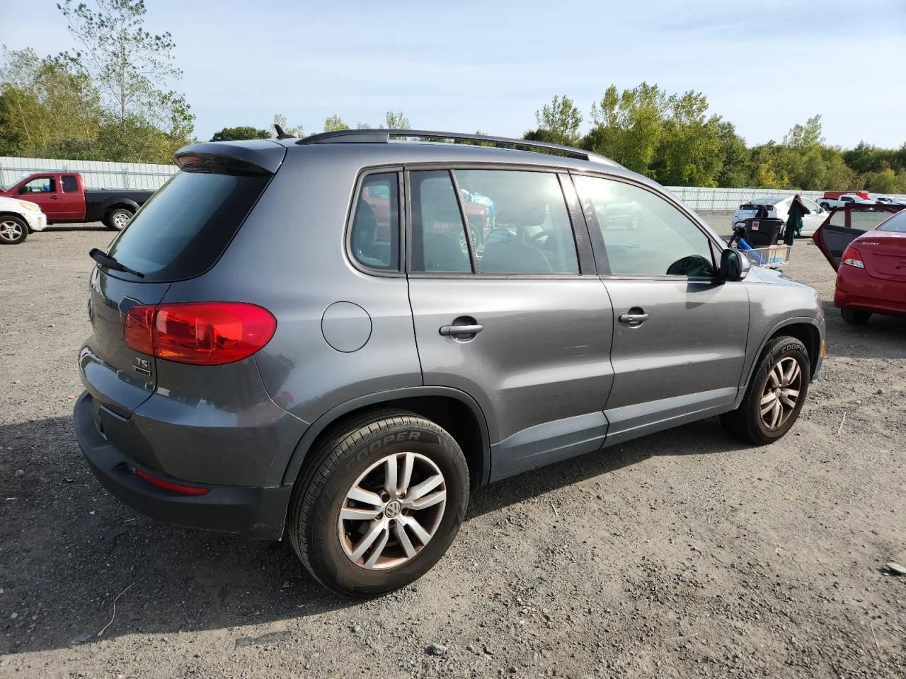 VW Tiguan  - изображение 3