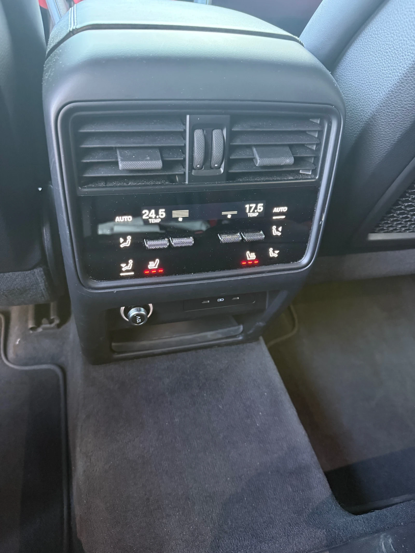 Porsche Cayenne E-Hybrid, снимка 10 - Автомобили и джипове - 54103640