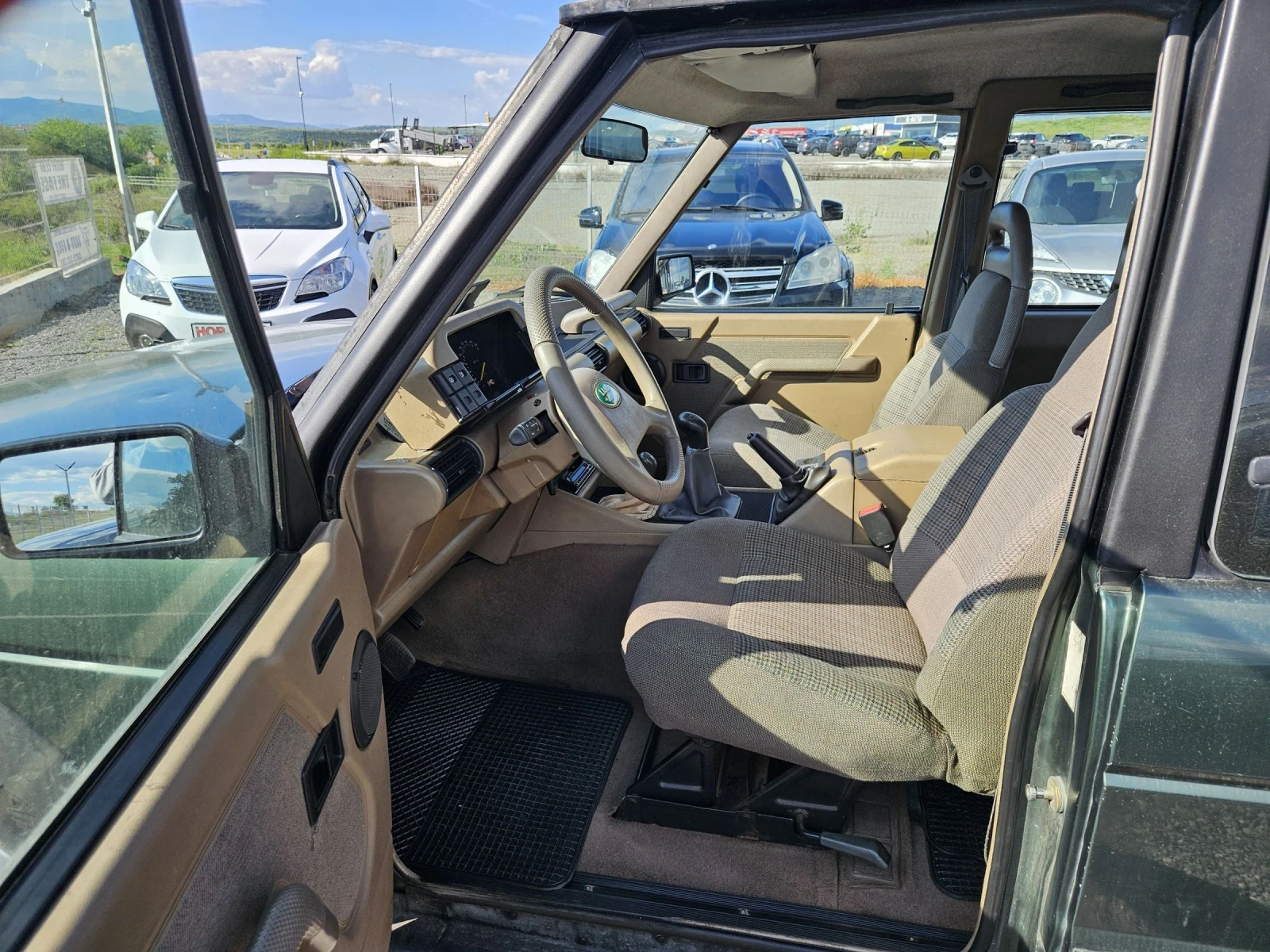 Land Rover Discovery 2.0 Бензин * Климатик* ТОП!!!, снимка 9 - Автомобили и джипове - 54391184