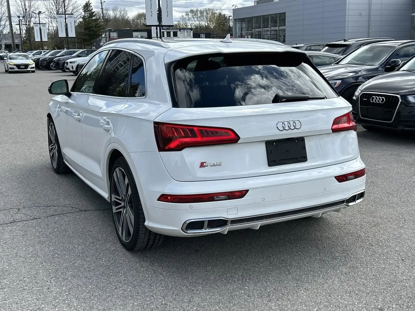 Audi SQ5 TECHNIK / QUATTRO / ДИГ.ТАБЛО / ПОДГРЕВИ, снимка 10 - Автомобили и джипове - 54425445