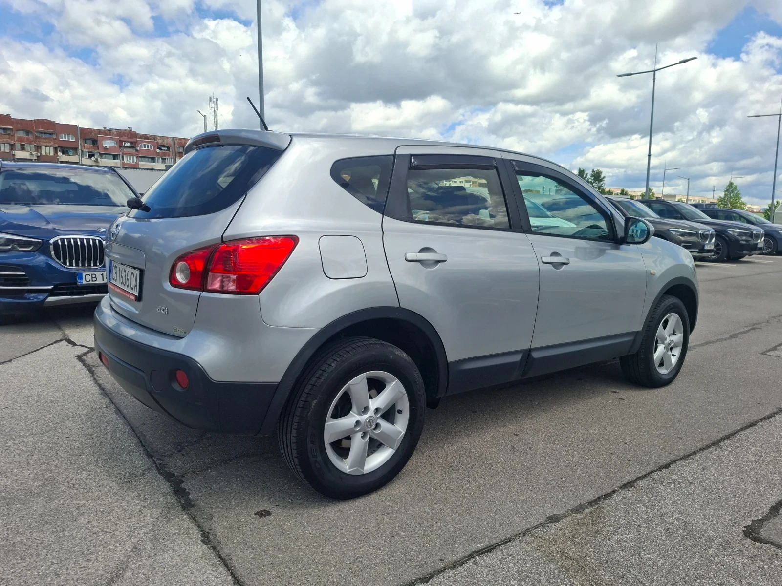 Nissan Qashqai, снимка 8 - Автомобили и джипове - 54902130