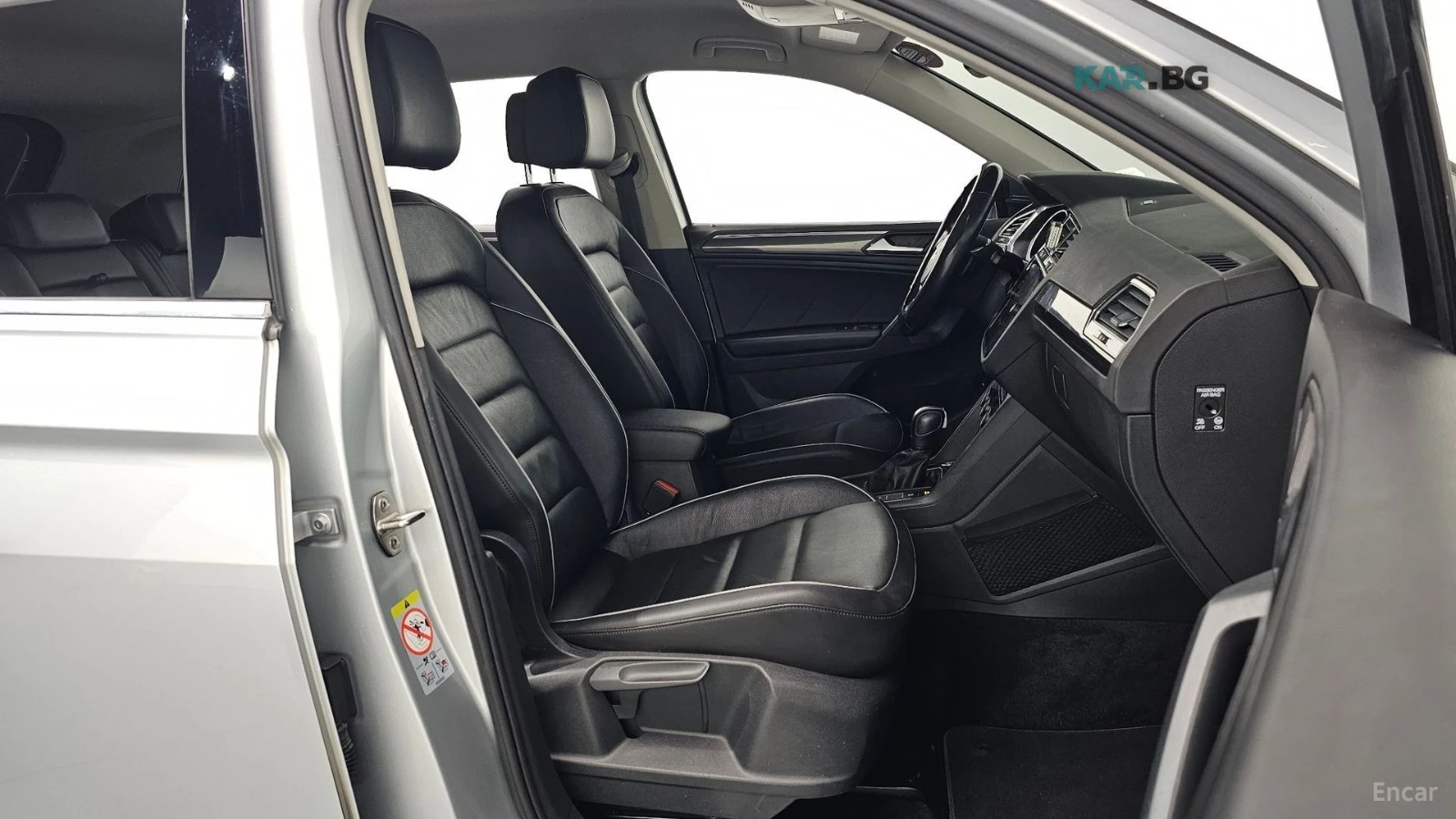 VW Tiguan * KEYLESS* Camera* ПОДГРЕВ* , снимка 10 - Автомобили и джипове - 55087275