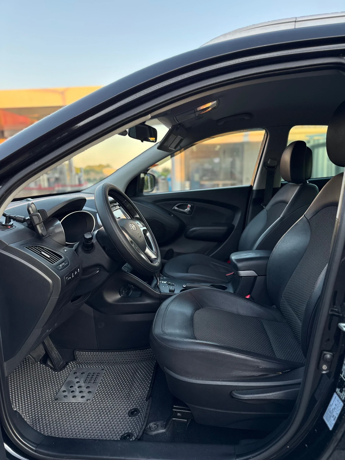 Hyundai IX35 2.0i ��������� ��������� 4WD 100% ������ �����  | Mobile.bg � ����������� 10