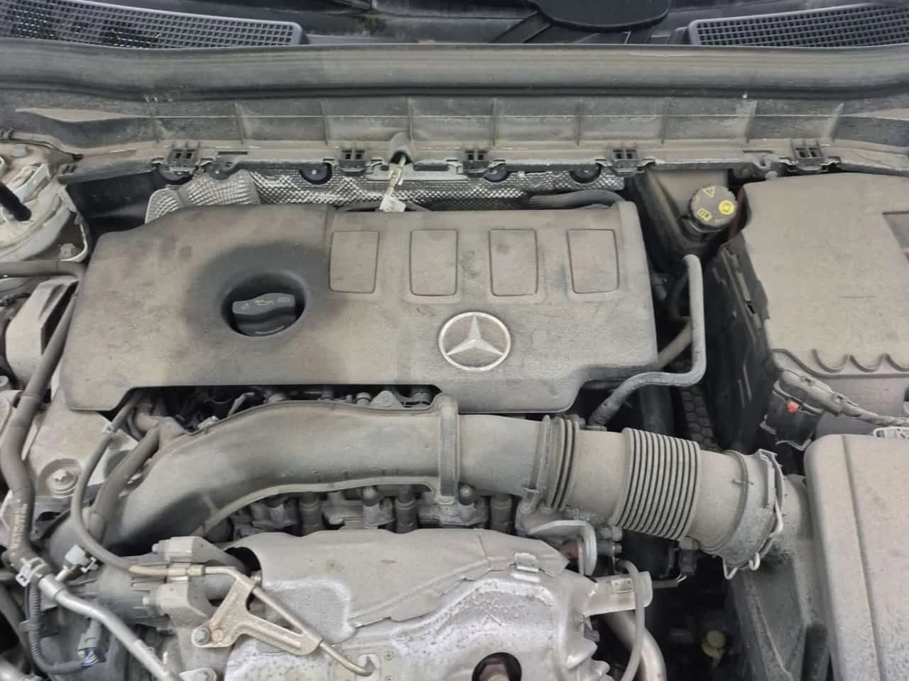 Mercedes-Benz GLB * 250 * CARFAX * BLIND SPOT * DRIVER ASSIST PKG *  | Mobile.bg � ����������� 16