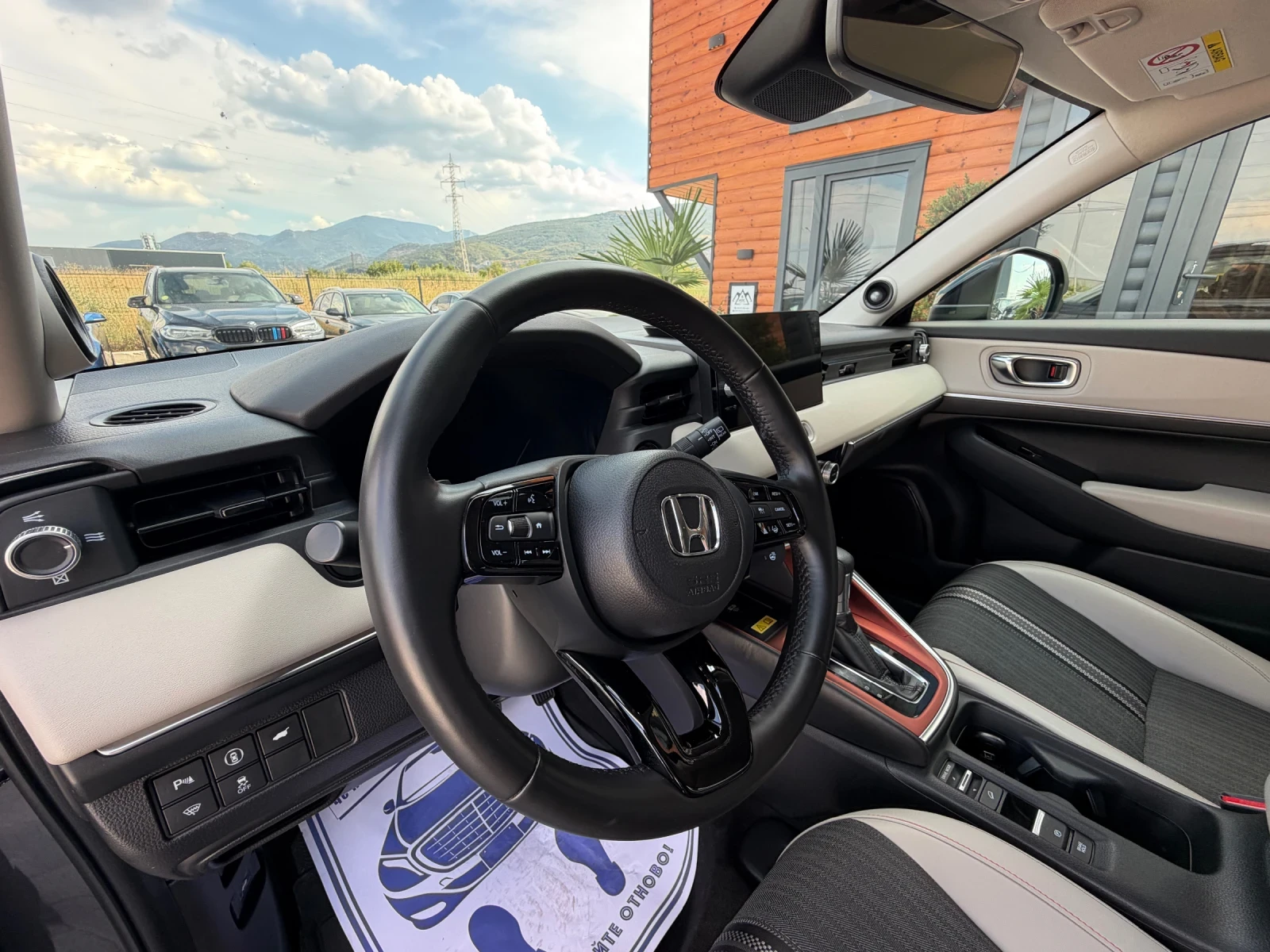 Honda Hr-v 1.5i-eHEV/Нов внос от Белгия!, снимка 10 - Автомобили и джипове - 55947587