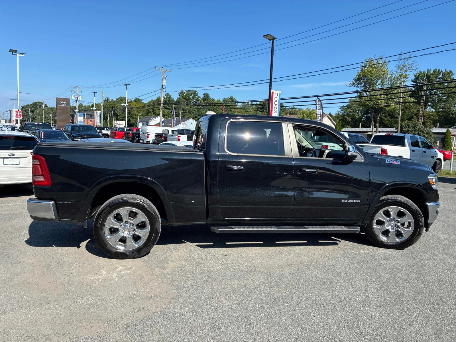 Dodge RAM 1500 * Laramie * АВТОКРЕДИТ БЕЗ ПЪРВОНАЧАЛНА ВНОСКА* , снимка 3 - Автомобили и джипове - 55974350
