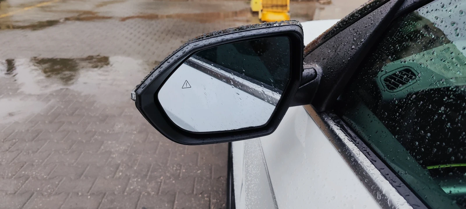 Hyundai Kona  Ultimate Green Package, снимка 10 - Автомобили и джипове - 56229142