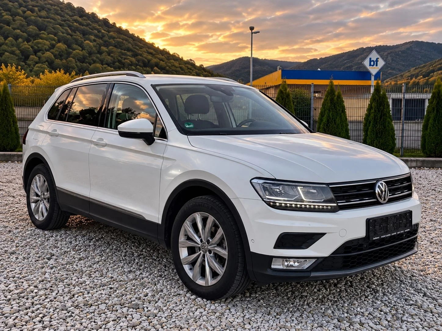 VW Tiguan FULL SERVICE 190кс Дигитал4х4